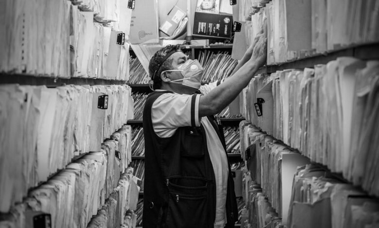 archive records for listed phone numbers